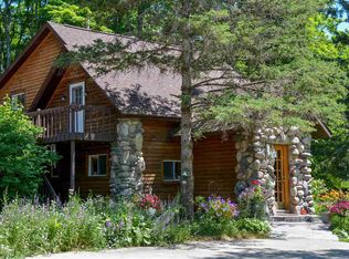 5016 Walker Rd NW, Rapid City, MI 49676