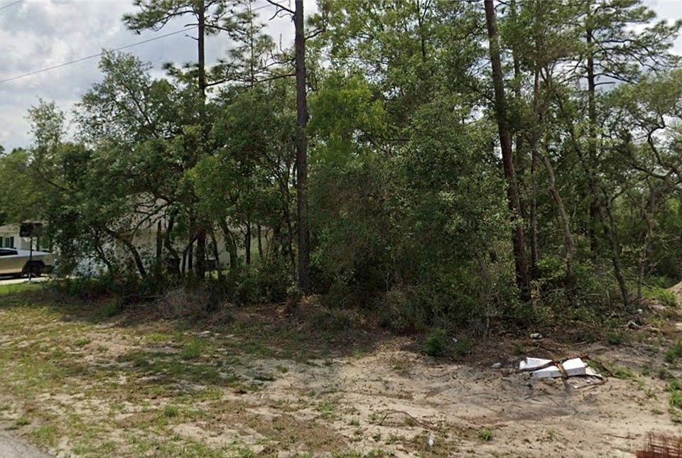 2nd image of SW 69th Court Rd