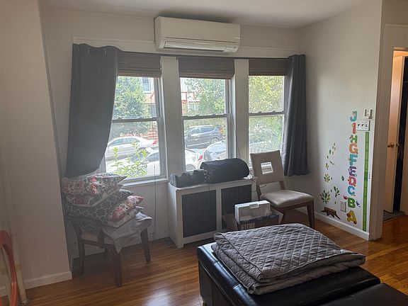 4th image of 67-76 Dartmouth St Floor 2