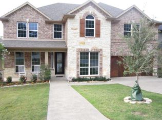 208 Hidden Cove Cir, Tool, TX 75143