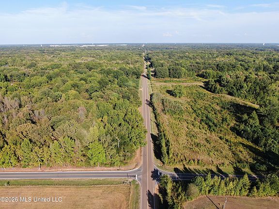 5th image of 3 Horn Lake Rd