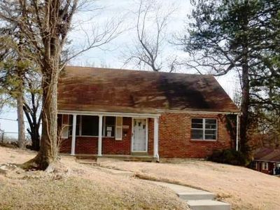 4600 Nelson Dr, Saint Louis, MO, 63121