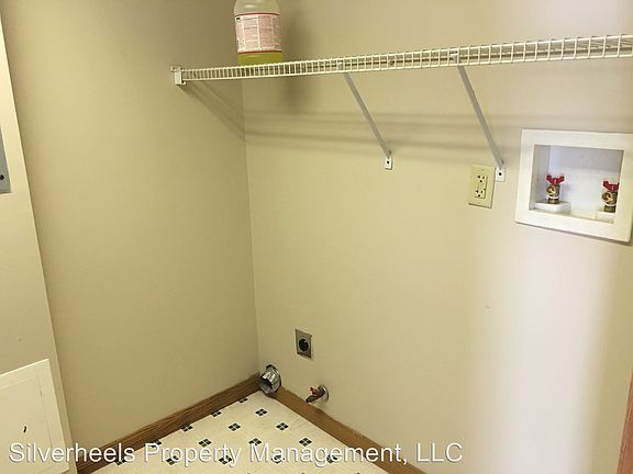 4th image of 106 Alta St APT D1