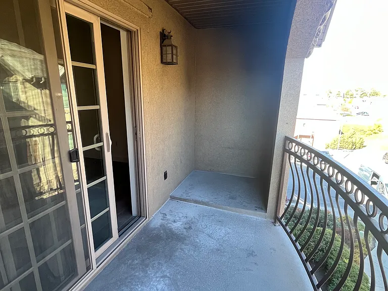 235 N 1200 W #301 — Photo 16