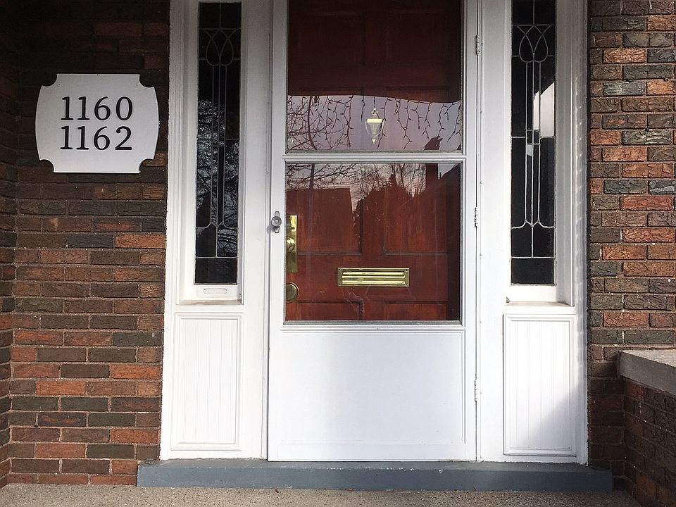 Front Porch and Main Entrance
