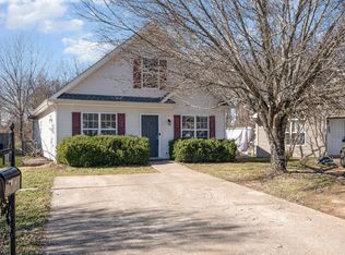 1416 Rochester Dr, Murfreesboro, TN 37130