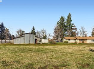 17585 Landura Ct NE, Hubbard, OR 97032