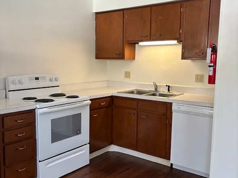 Meadow Park Apartments | Specials Available — Photo 28