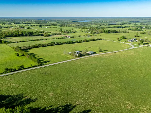225 State Highway H, Greenfield, MO 65661