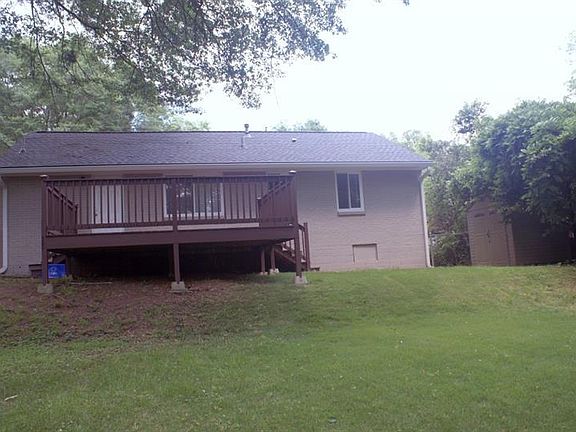 3rd image of 819 Wayland Ct SE #0