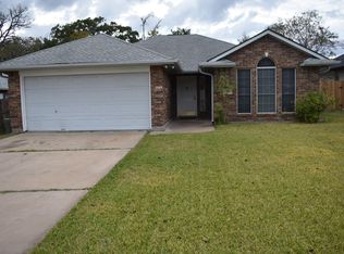 1704 Ibis Ct, Bryan, TX 77807