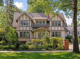1180 Summit Ave, Saint Paul, MN 55105