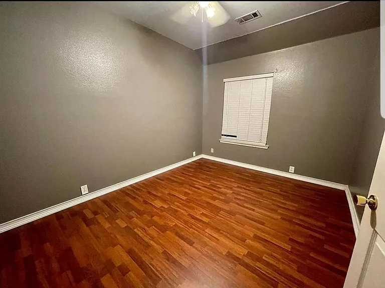 4001 Mulberry Dr — Photo 11