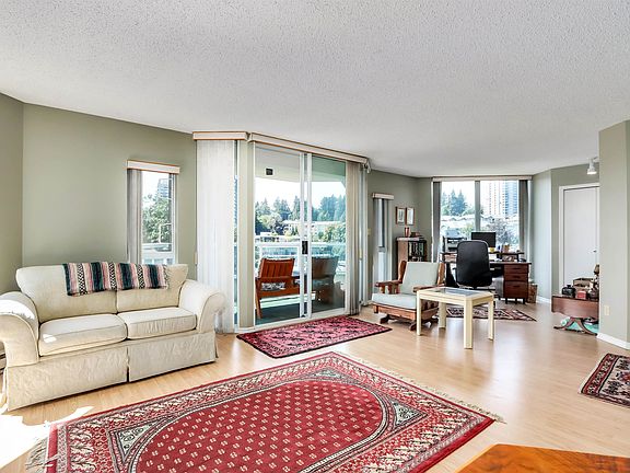 4th image of 71 Jamieson Ct #1301