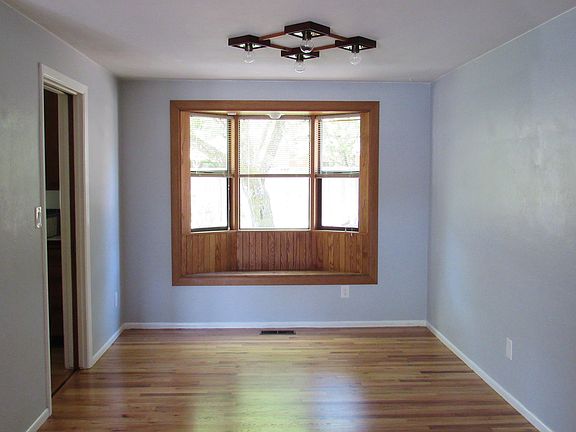 Dining room (May 2019)