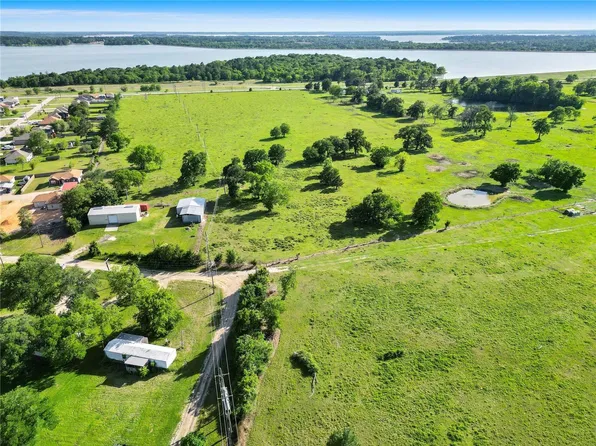 11250 Longstreet Rd, Willis, TX 77318