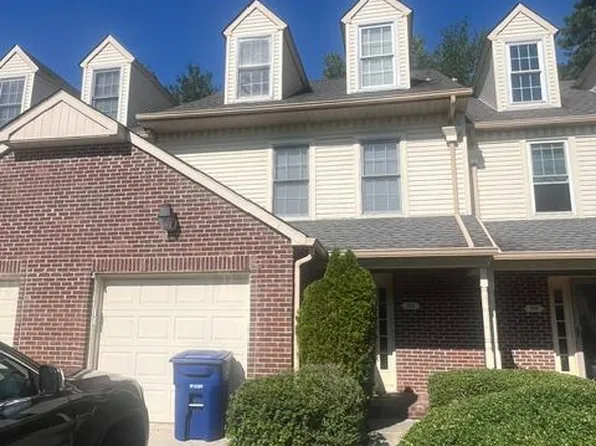 302 Berkshire Way, Marlton, NJ 08053