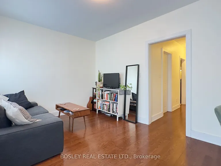451 Parliament St #1 — Photo 12