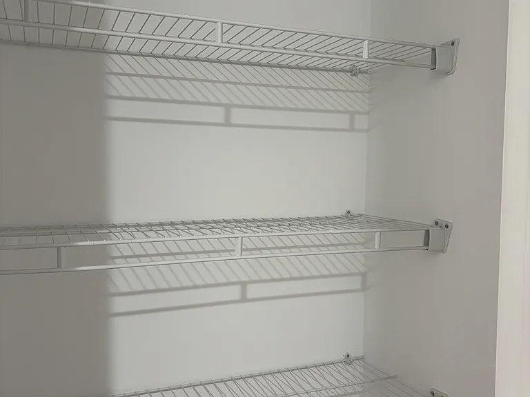 457 Fernhill Cv — Photo 10