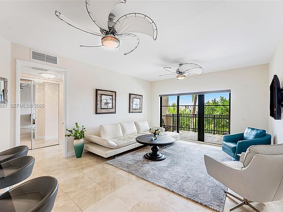 3rd image of 2501 N Ocean Blvd APT 452