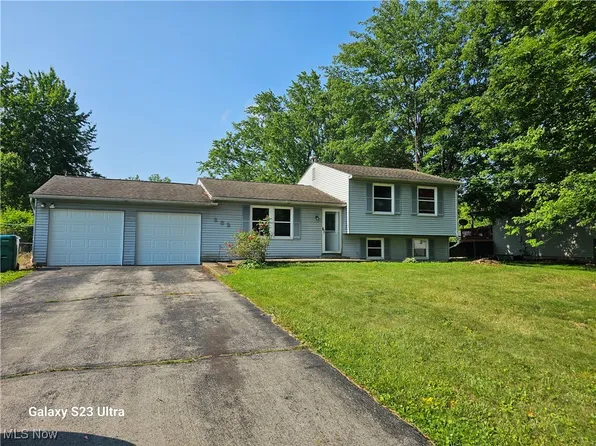 282 Stewart Ave NW, Warren, OH 44483