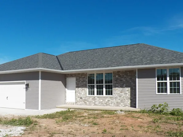 3457 Paula St, Green Bay, WI 54311