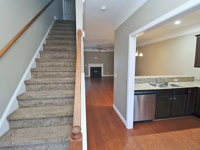 861 Forest Park Rd — Photo 3