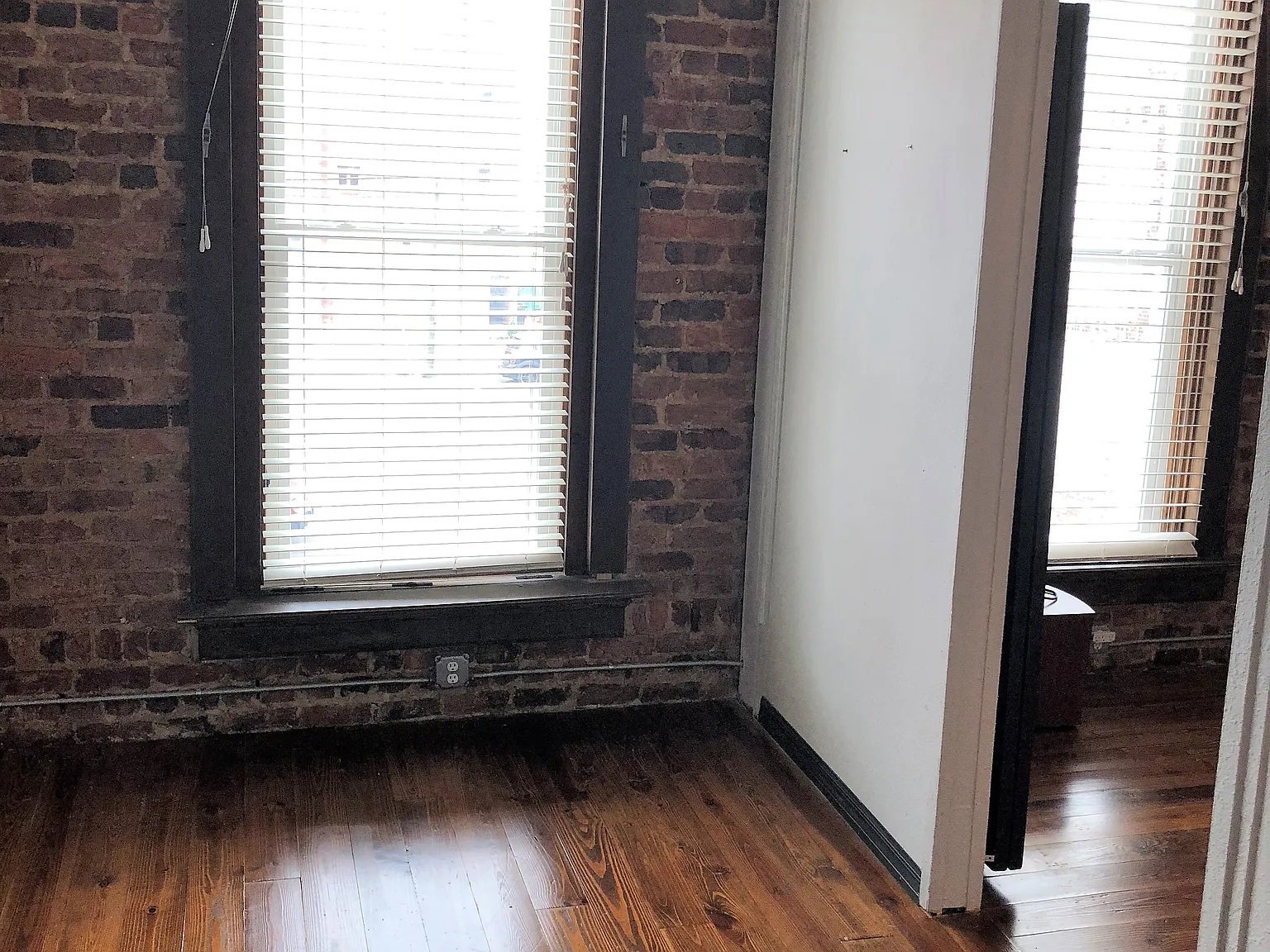 1 bed, 640 sqft, $985 — Photo 4