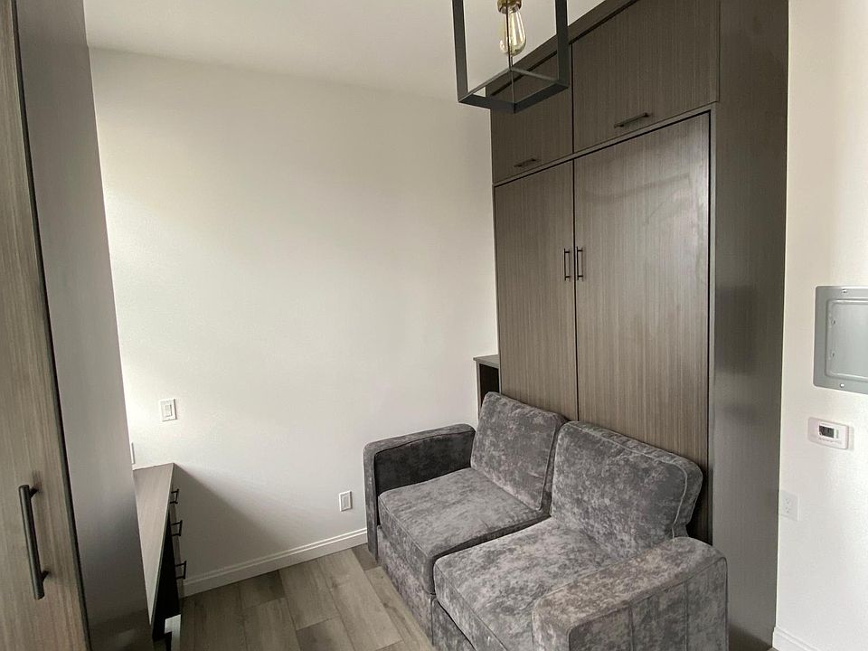 1st image of 2342 3rd St #304