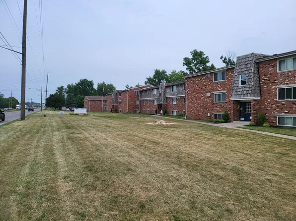 Foster Garden Apartments