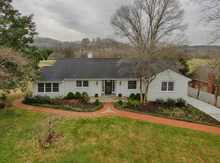 2054 Cherokee Blvd, Knoxville, TN 37919