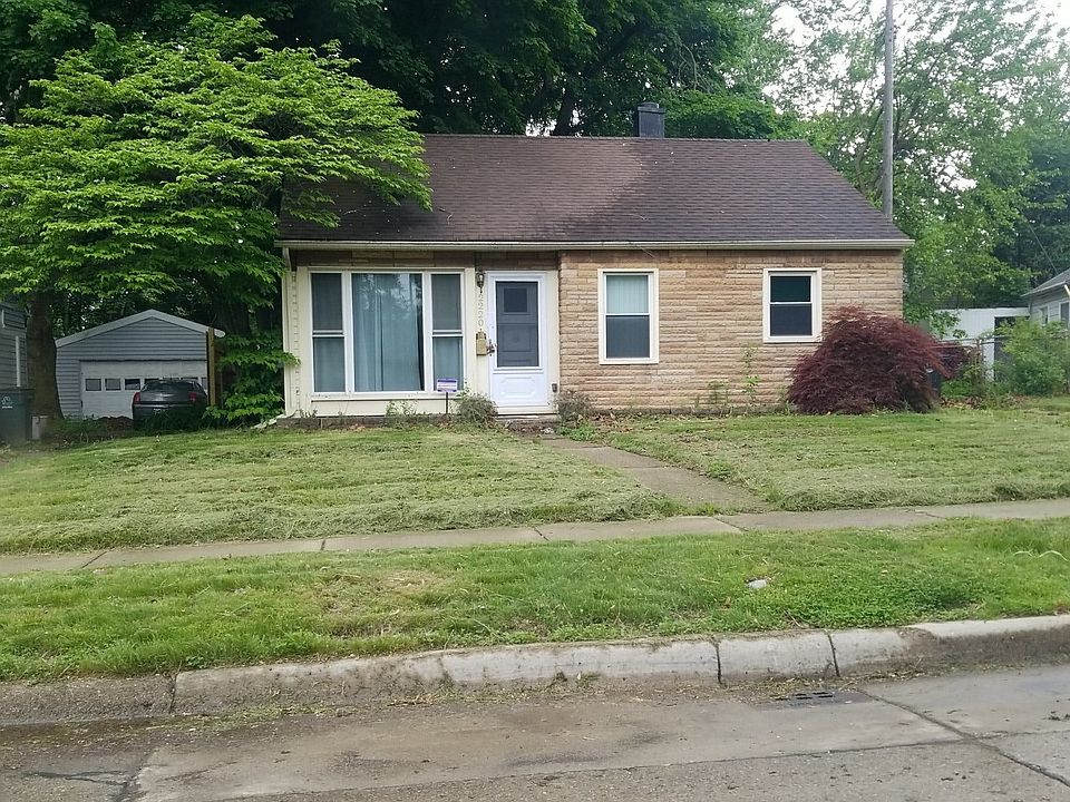 1st image of 22201 Morton Ave