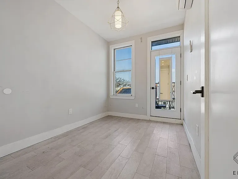 1757 Brooklyn Ave #2D — Photo 8