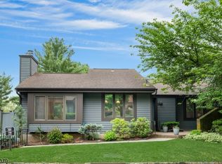 80 Aspen Dr, Basking Ridge, NJ 07920