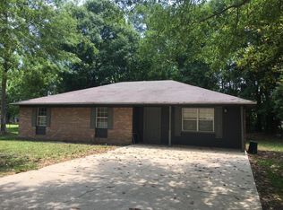 4524 Donovan St, Moss Point, MS 39563