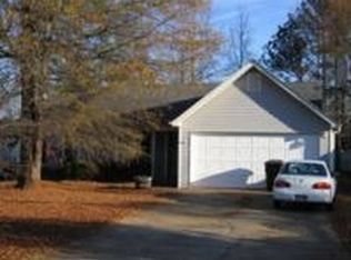 475 Rosehill Dr, McDonough, GA 30253
