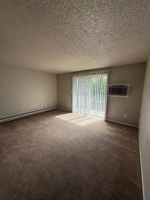 1310 W 6th Ave — Photo 2