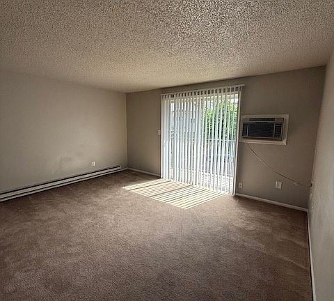 2nd image of 1310 W 6th Ave #22