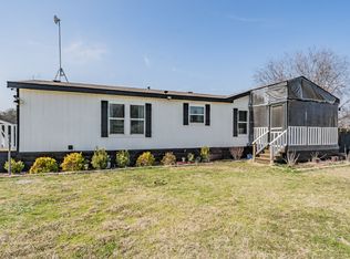 172 Blue Sky Ln, Springtown, TX 76082