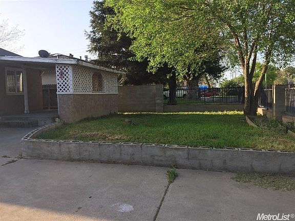 3rd image of 3908 Palmetto St