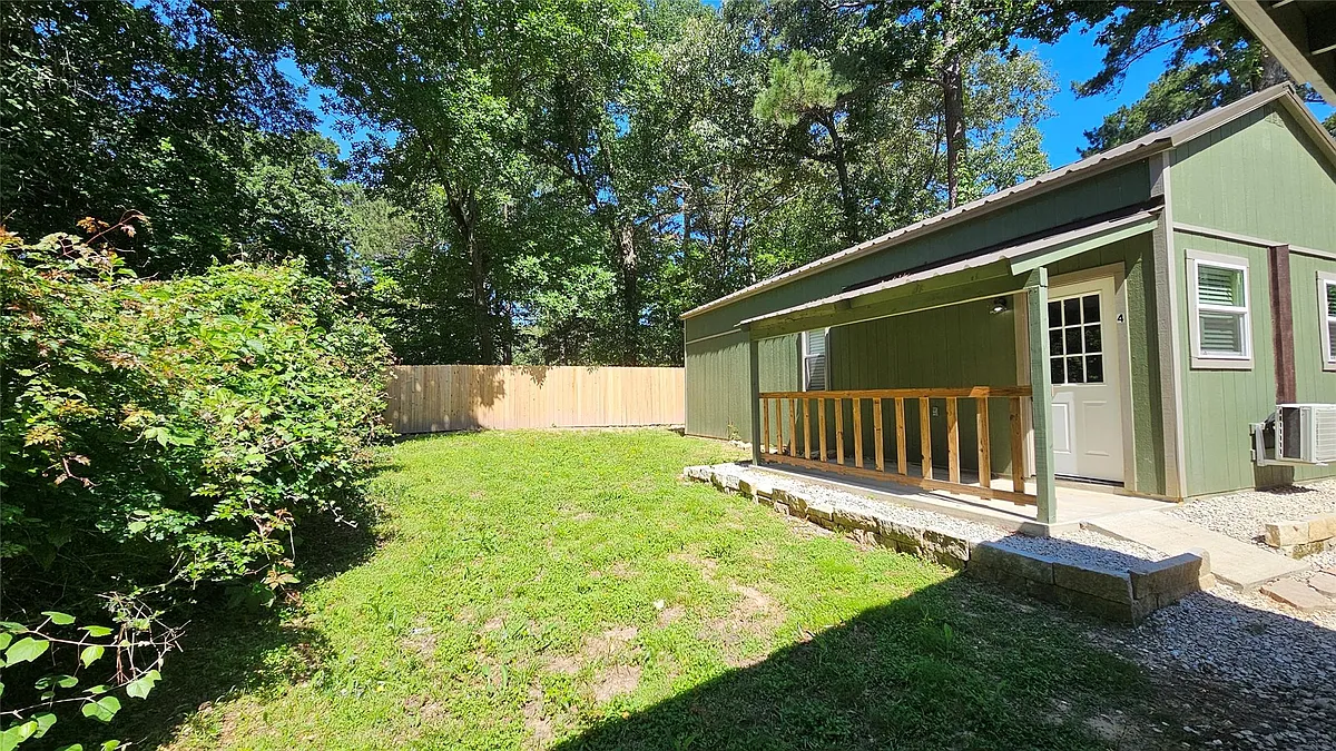 Building Photo - 23806 Brushy Woods St