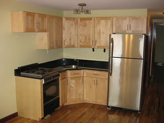 Rented by Full Time Management | media 13