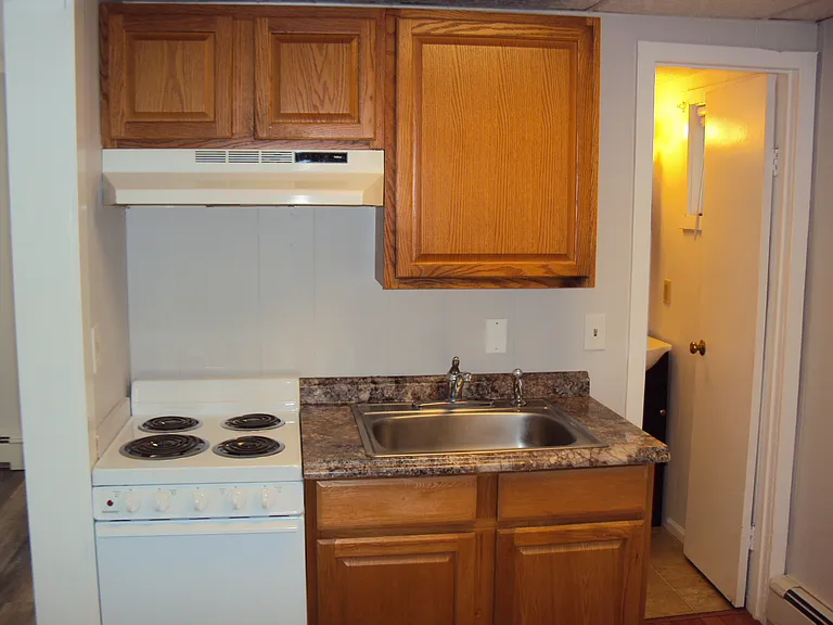 26 Pleasant St #2 — Photo 2