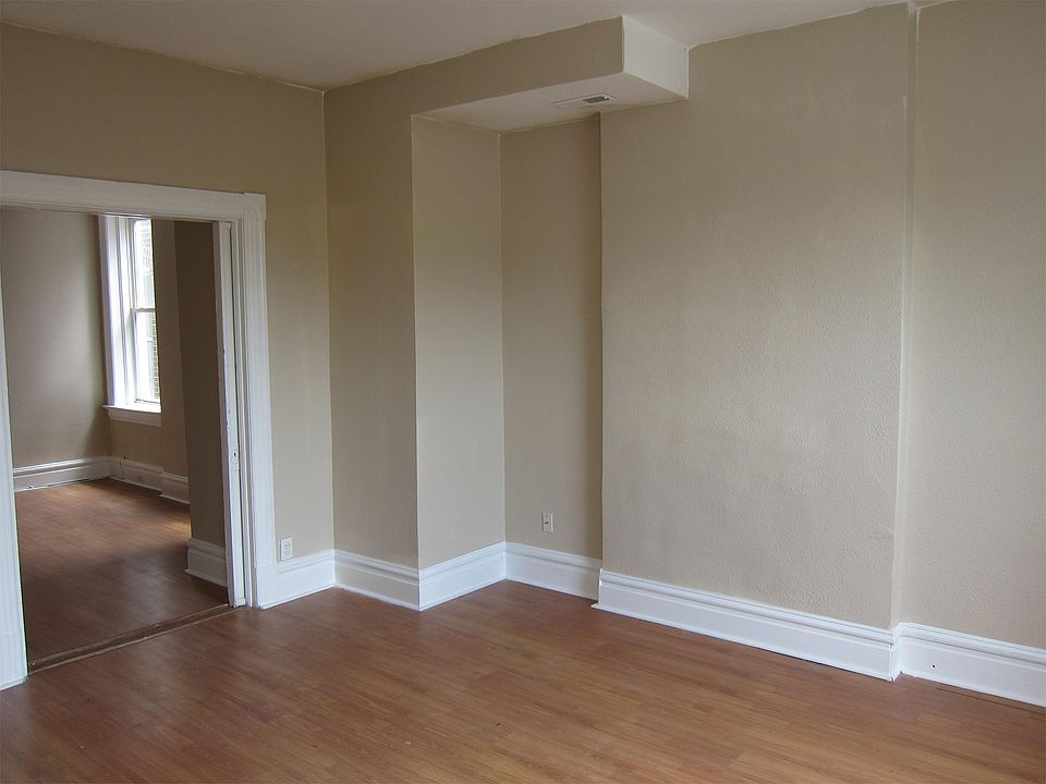 1st image of 3550 Nebraska