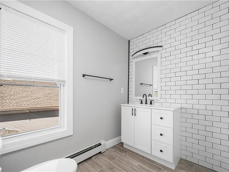 92 Spring St #2F — Photo 11