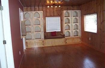 5th image of 335 Hibiscus Ave