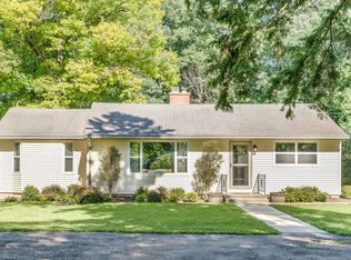 2839 N River Rd, Waterford, WI 53185