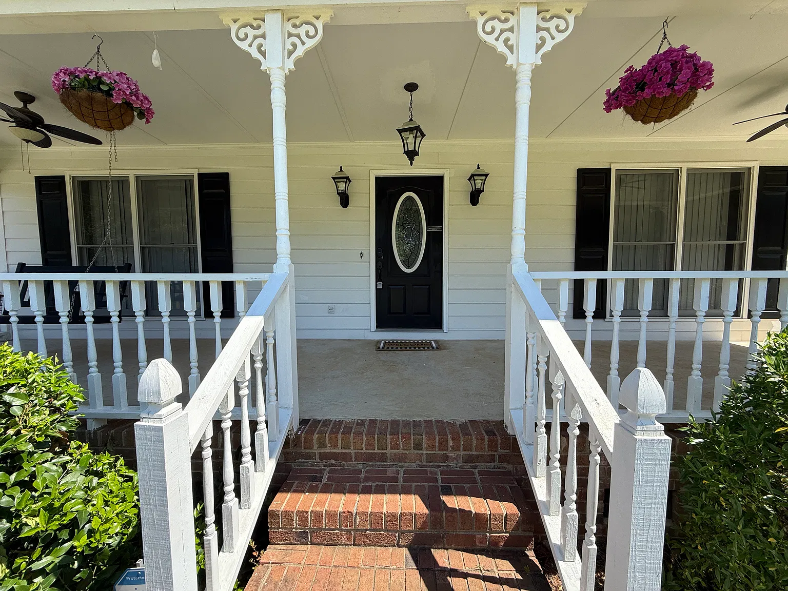 4 bed, 2.5 bath, 2378 sqft, $2,495 — Photo 4