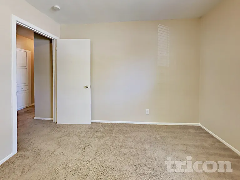 6227 Ridge Place St — Photo 8