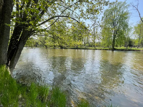 11175 Spens Ln, Lachine, MI 49753